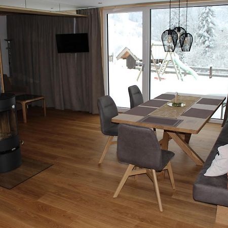 Ferienhaus Gschwandtl ไคลนาร์ล ภายนอก รูปภาพ