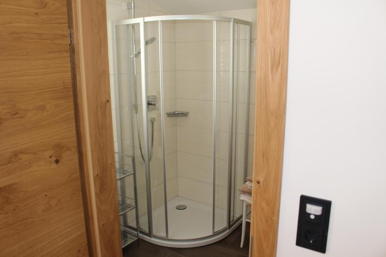 Ferienhaus Gschwandtl ไคลนาร์ล ภายนอก รูปภาพ