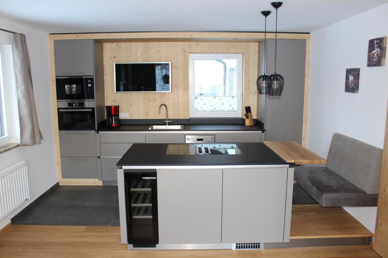 Ferienhaus Gschwandtl ไคลนาร์ล ภายนอก รูปภาพ