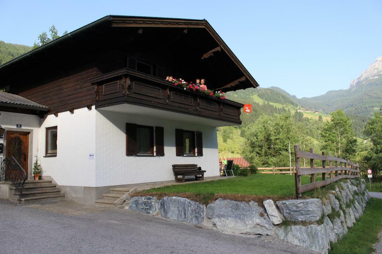 Ferienhaus Gschwandtl ไคลนาร์ล ภายนอก รูปภาพ
